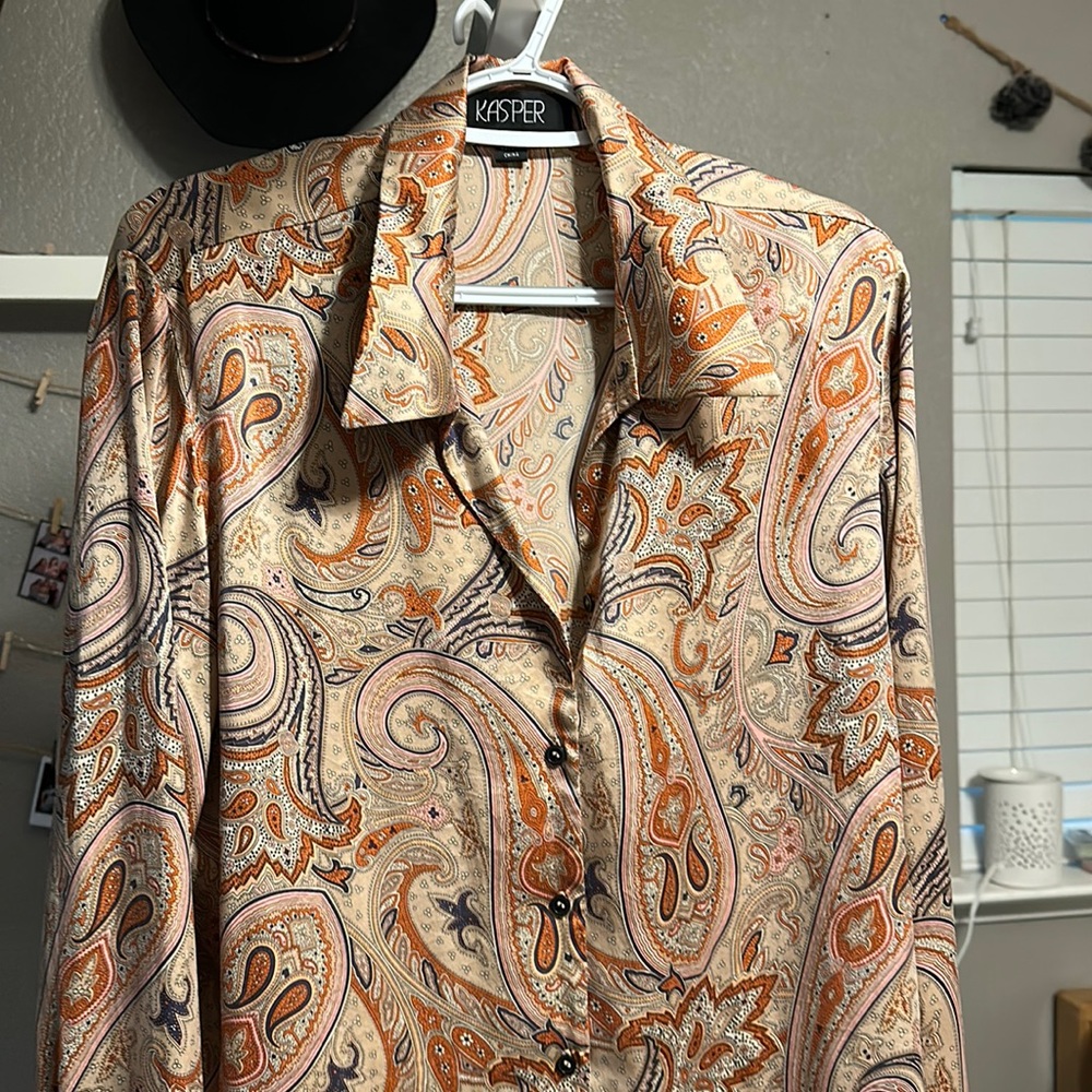 Silk material Button up.